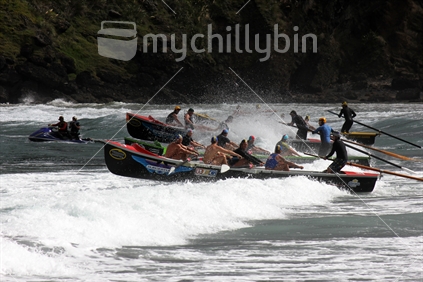 Big Wave Classic, Surf Boat, Piha 2012
Championship 25.02.2012 , Piha, Auckland, New Zealand