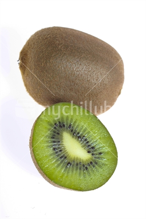 Kiwifruit (whole & half)