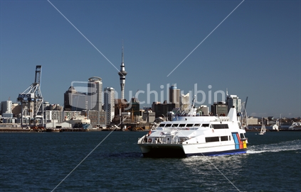 Auckland's skyline with 'Superflyte' ferry, Auckland, New Zealand