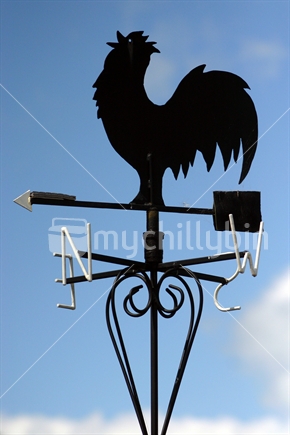 Rooster wind direction sign