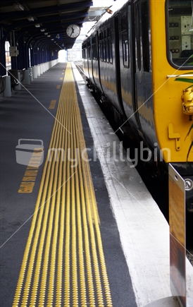 Leading lines; railway platforn at Wellington railway station, with waiting train.
