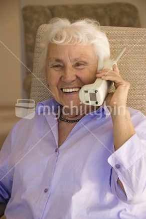 Elderly lady on the phone