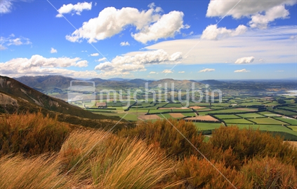 Canterbury Plains view from road to Mt Hutt on a picture perfect day