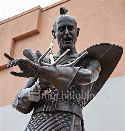 A metal statue in Hamilton City of Richard OBrien dressed as Riff Raff from the Rocky Horror Picture Show