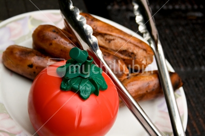Sausages and tomato sauce