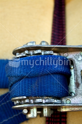 Close up of a ratchet tiedown