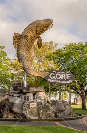 Gore Welcome sign and trout icon.