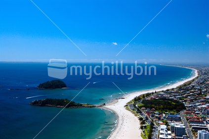 A view of Mt Maunganui and Papamoa from Mt Maunganui