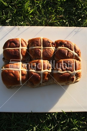 Hot cross buns
