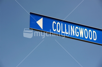 Collingwood street sign
