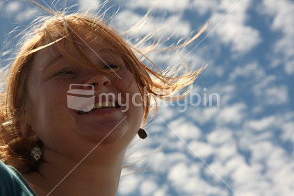 woman laughing
