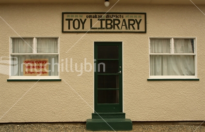 Toy Library in Omakau (great opening hours - Wed 2.30 to 4pm), Central Otago, South Island