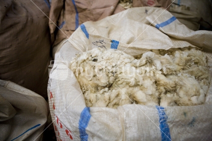 bale of sheeps wool