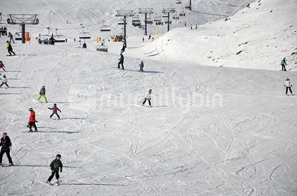 Busy ski field
