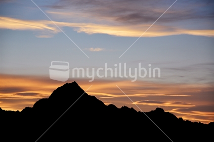 Aoraki, Mount Cook Profile at Sunset