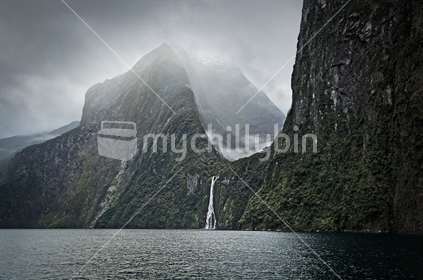 Milford Sounds waterfall (low light and high noise)
