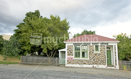 Historical Bannockburn stone post office in Central Otago.