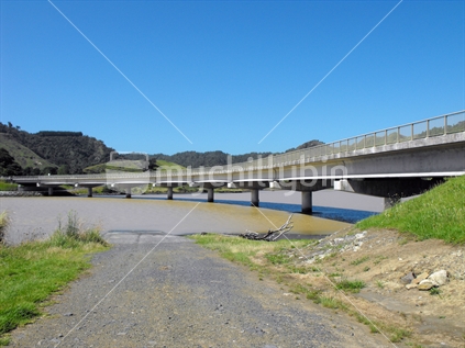 Mokau bridge and boat ramp