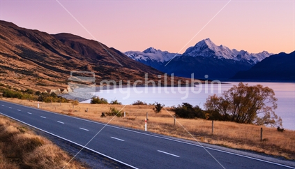 Early morning on Mt Cook road.