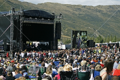 A huge crowd enjoying sunshine and music at Gibbston Valley Winery Concert 2011.
