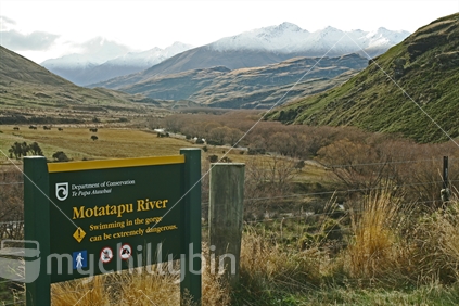 Motatapu River signage and Valley.