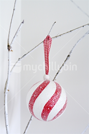 Contemporary Christmas Bauble Decoration