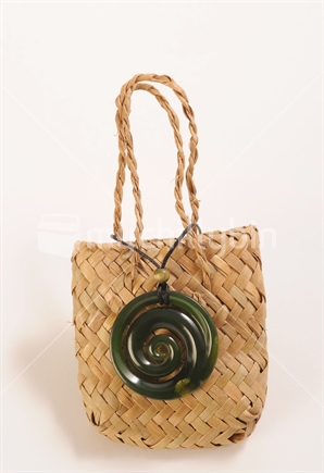 Greenstone Pendant on Plaited kete (bag )