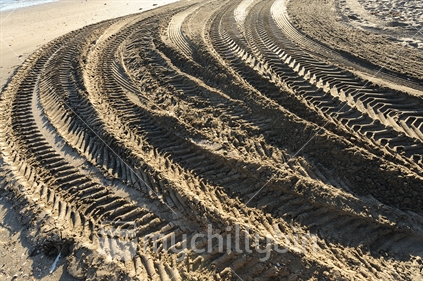Tyre tracks and tread pattern in Sand.