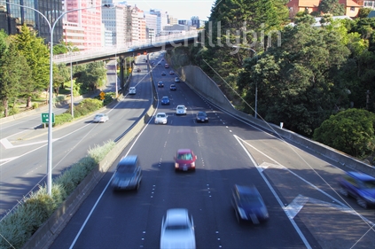 Homeward-bound traffic, Wellington motorway