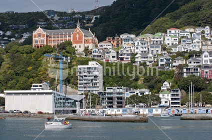 Royal Port Nicholson Yacht Club  marina entrance, Freyberg Pool and Houses on the slopes of Mt Victoria
