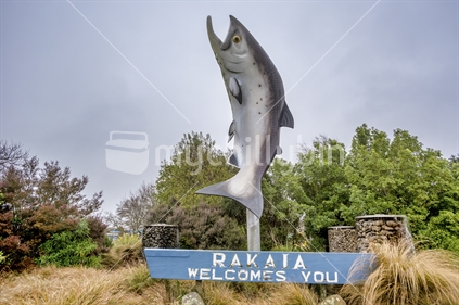 The iconic leaping salmon statue in Rakaia township in the mid Canterbury Plains welcomes visitors