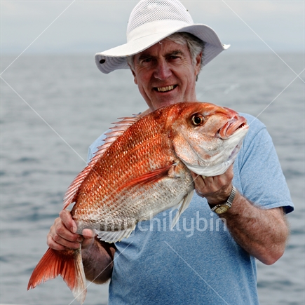  Snapper catch with fisho