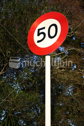 New Zealand road speed sign