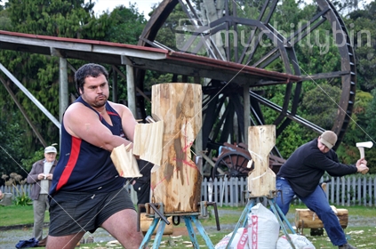 Winning axeman in wood chopping event at Shantytown, Westland