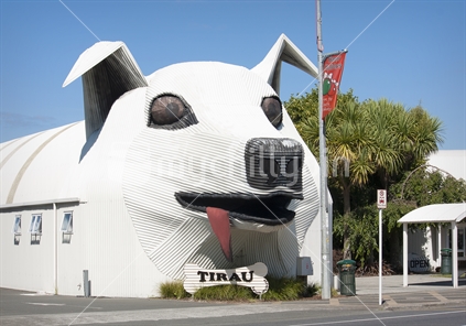 Big Dog, Tirau