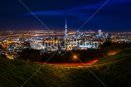 View of Auckland City skyline at night from Mt Eden summit | Auckland, NEW ZEALAND