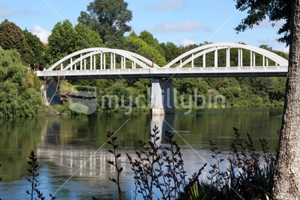Waikato River flows under Fairfield Bridge, Hamilton