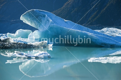 Huge Ice Blocks Lake Tasman